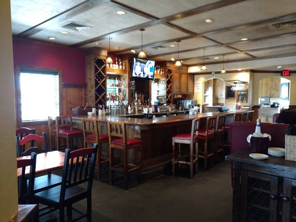 Johnny Carinos | restaurant | 3015 W Shore Dr, Holland, MI 49424, USA | 6167385200 OR +1 616-738-5200