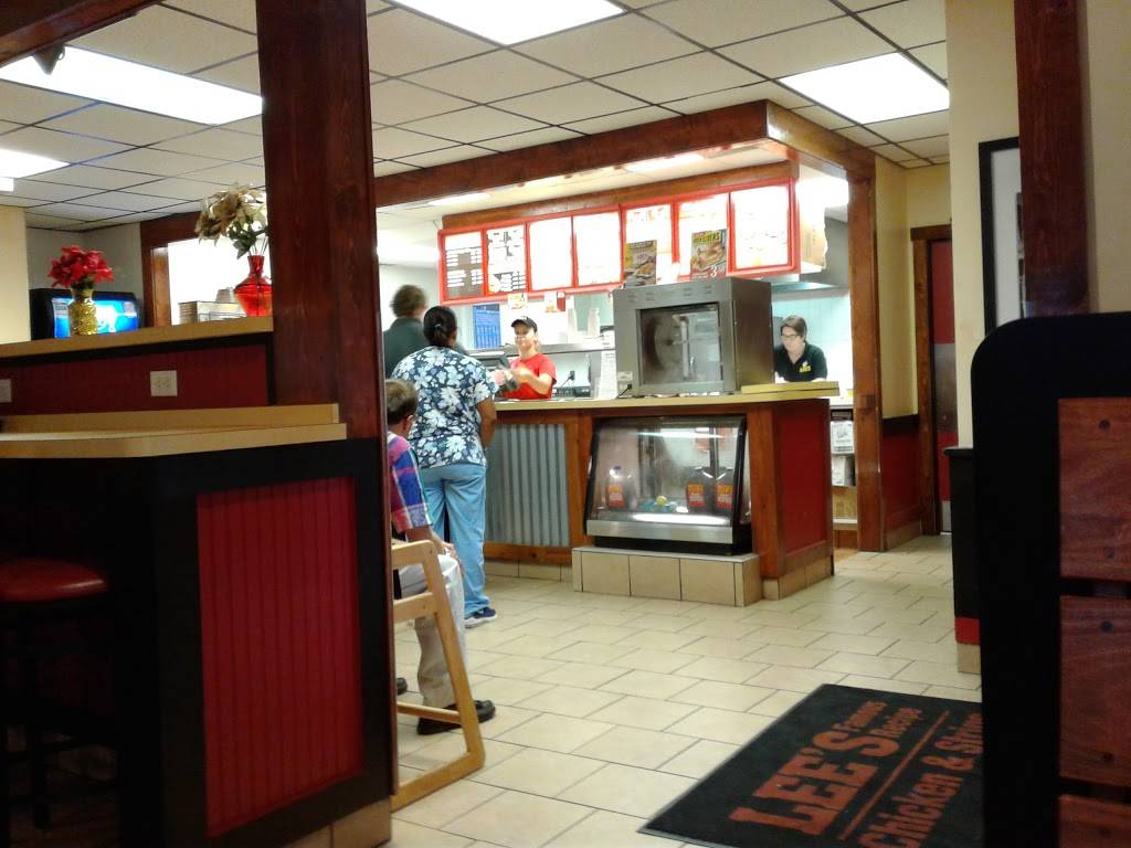 Lees Famous Recipe Chicken | restaurant | 602 Scott St, Covington, KY 41011, USA | 8594912491 OR +1 859-491-2491