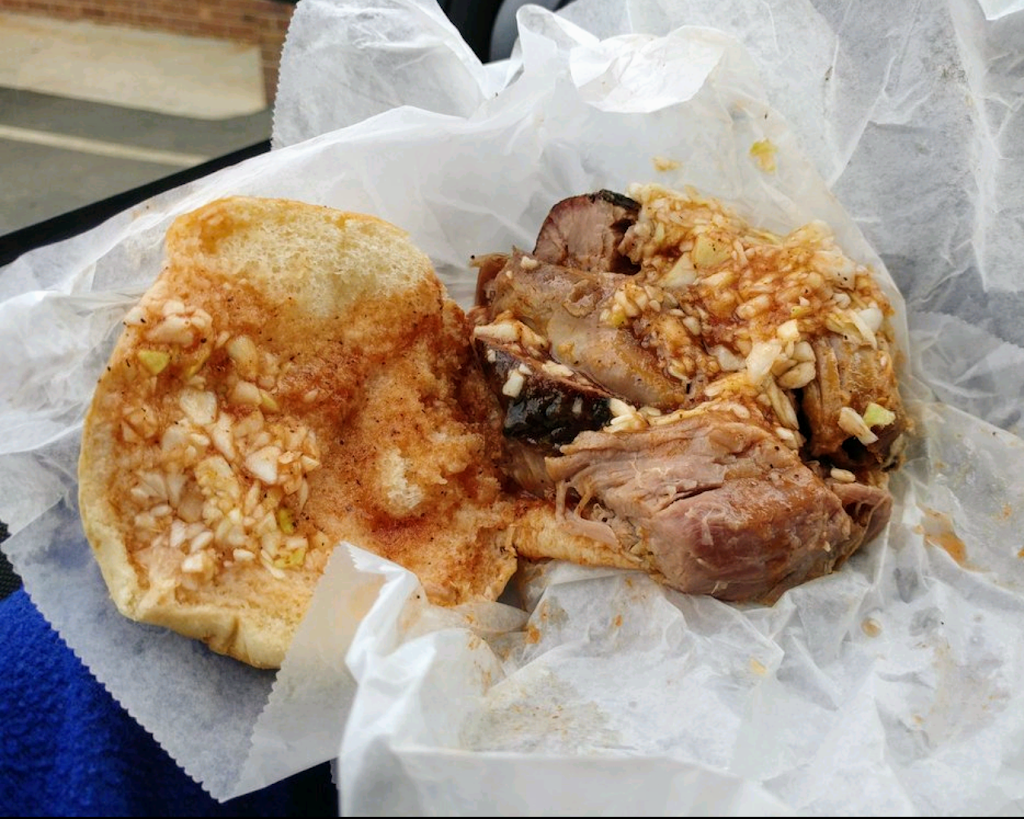 Speedy Lohrs Barbecue | restaurant | 3664 NC-8, Lexington, NC 27292, USA | 3362429195 OR +1 336-242-9195