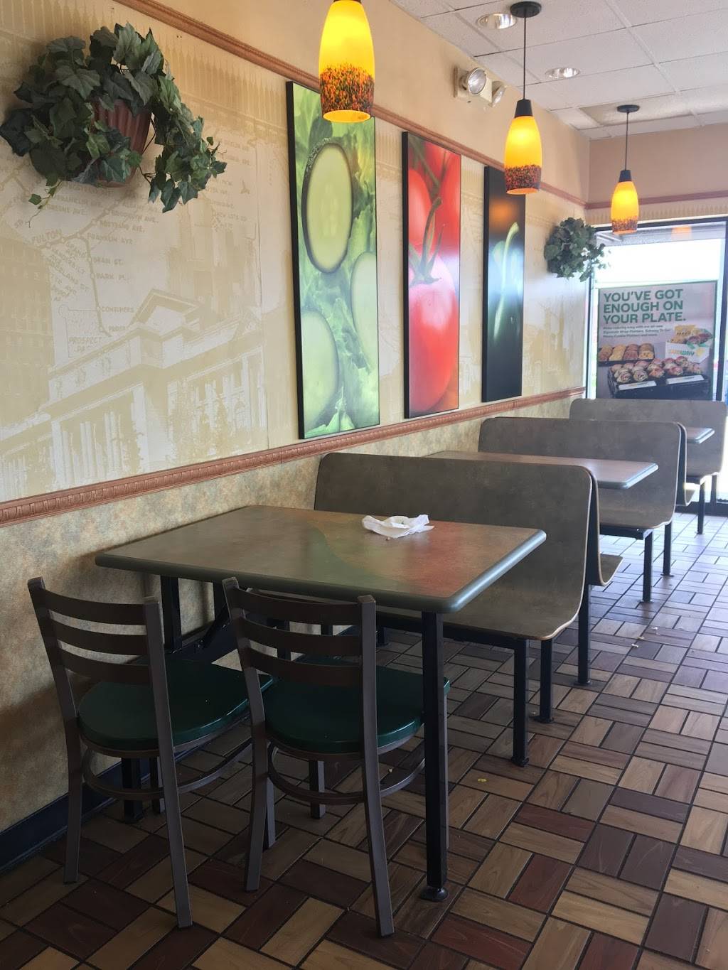 Subway | restaurant | 26678 Telegraph Rd, Flat Rock, MI 48134, USA | 7347822020 OR +1 734-782-2020