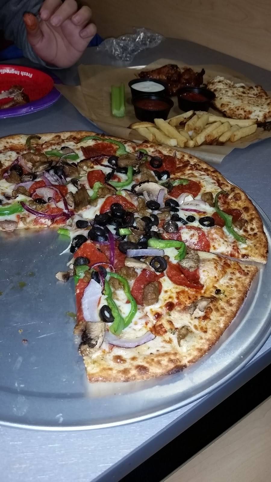 Chuck E. Cheeses | restaurant | 2701 S Chase Ave, Milwaukee, WI 53207, USA | 4144838655 OR +1 414-483-8655