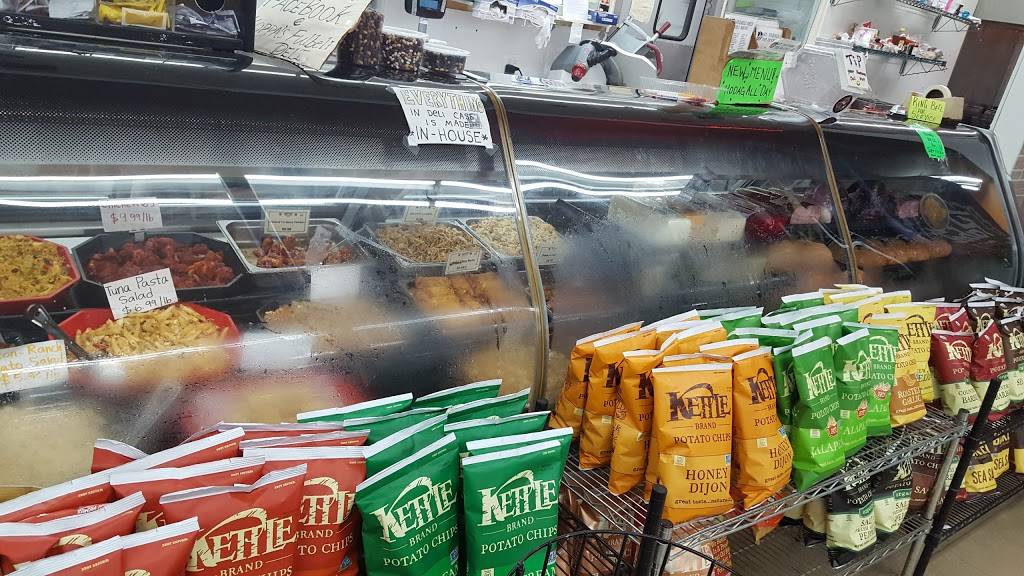 Koppas Fulbeli Deli | restaurant | 1940 N Farwell Ave, Milwaukee, WI 53202, USA | 4142731273 OR +1 414-273-1273