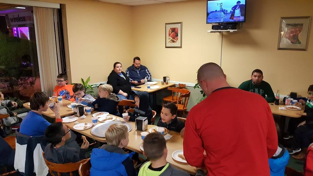 Oakhurst Pizza | restaurant | 2001 Bellmore St, Oakhurst, NJ 07755, USA | 7325314478 OR +1 732-531-4478