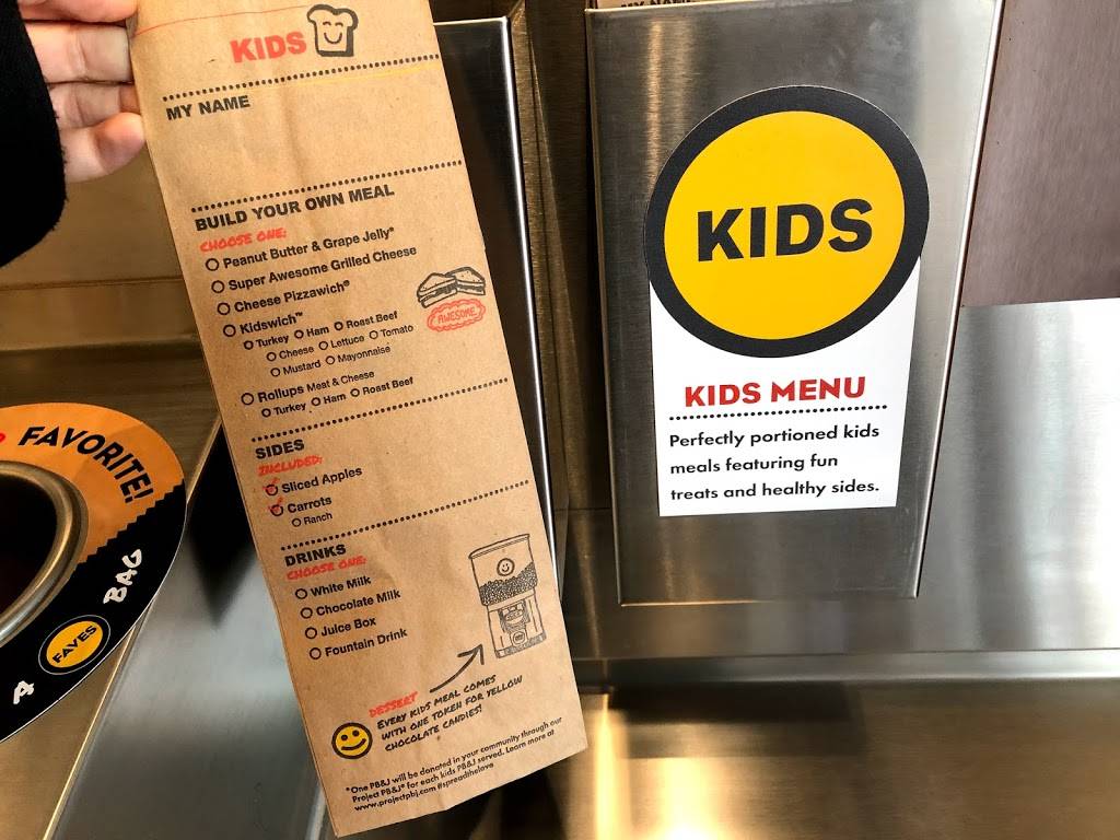 Which Wich | restaurant | 200 College St Unit 7, New Haven, CT 06510, USA | 4752273568 OR +1 475-227-3568