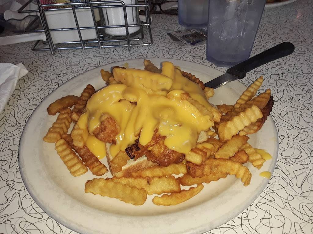 Highland Diner | restaurant | 418 Walnut St, Highland, IL 62249, USA | 6186547481 OR +1 618-654-7481