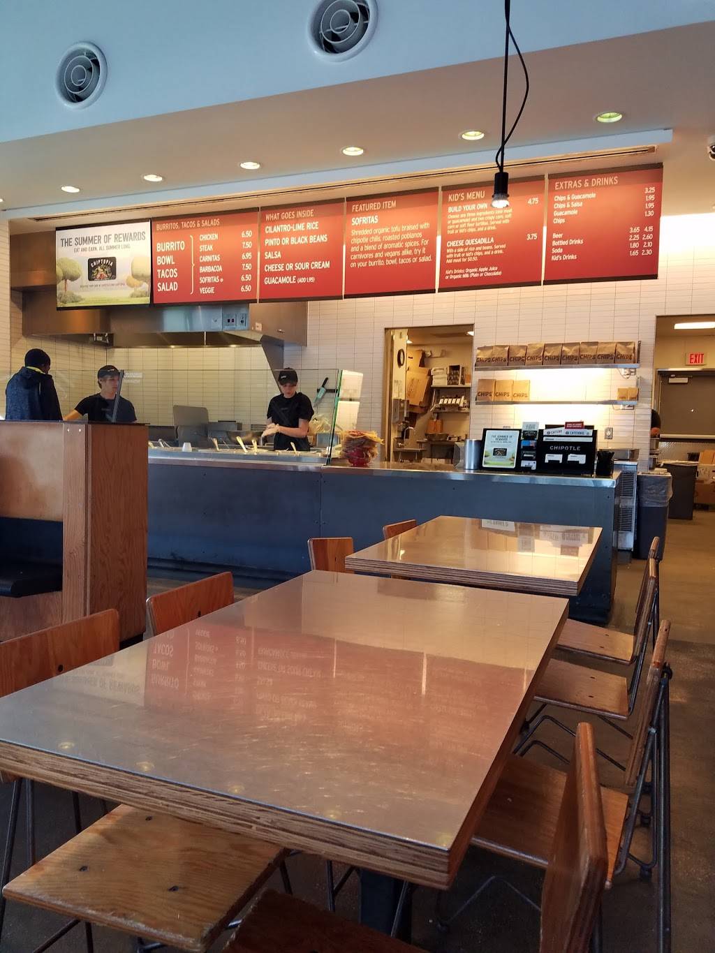 Chipotle Mexican Grill | restaurant | 2201 E Semoran Blvd, Apopka, FL 32703, USA | 4078141207 OR +1 407-814-1207
