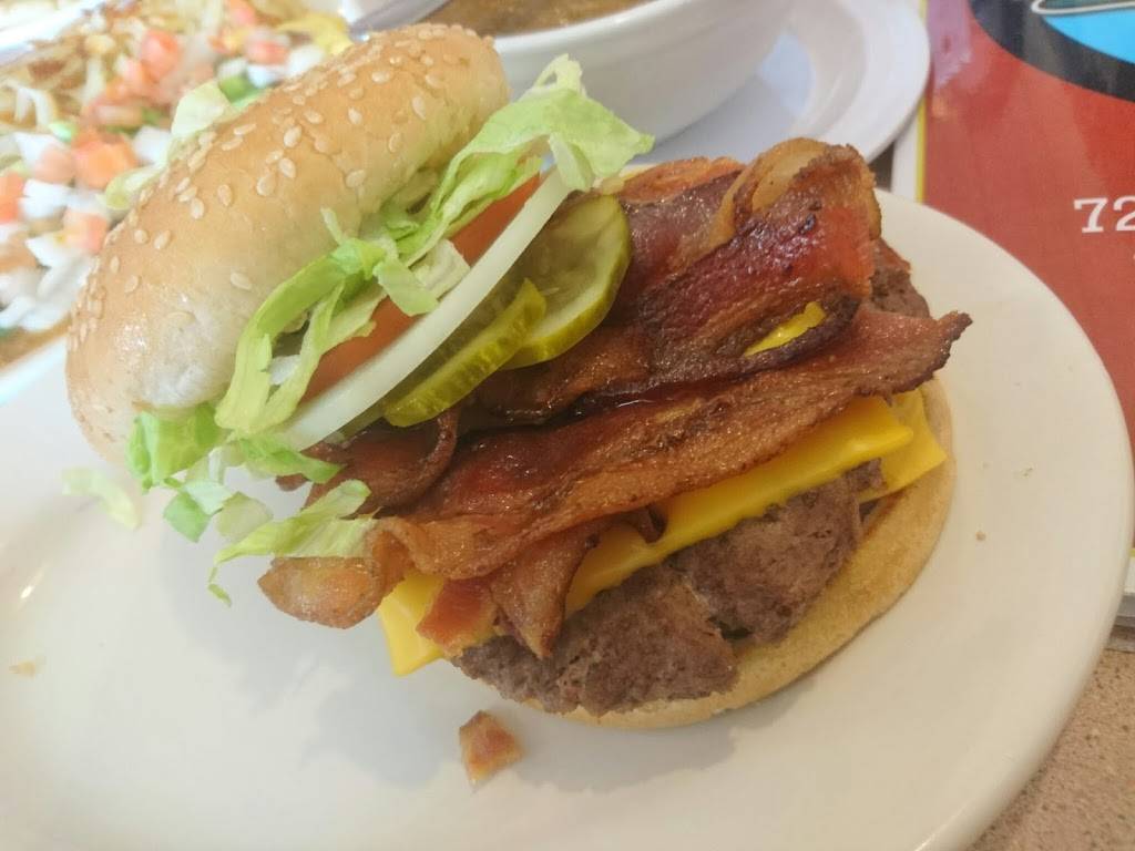 J&J Coney Island Iii | restaurant | 7220 W Vernor Hwy, Detroit, MI 48209, USA | 3138415250 OR +1 313-841-5250