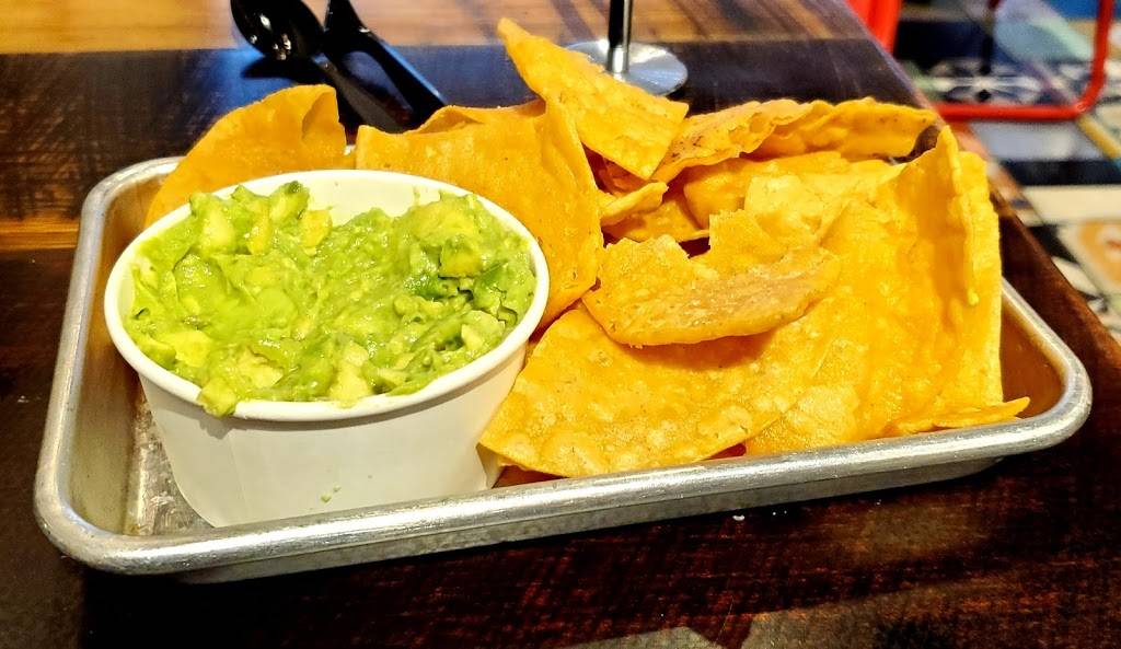 MexA Tacos | restaurant | 305 W Market St, Louisville, KY 40202, USA | 5028223232 OR +1 502-822-3232