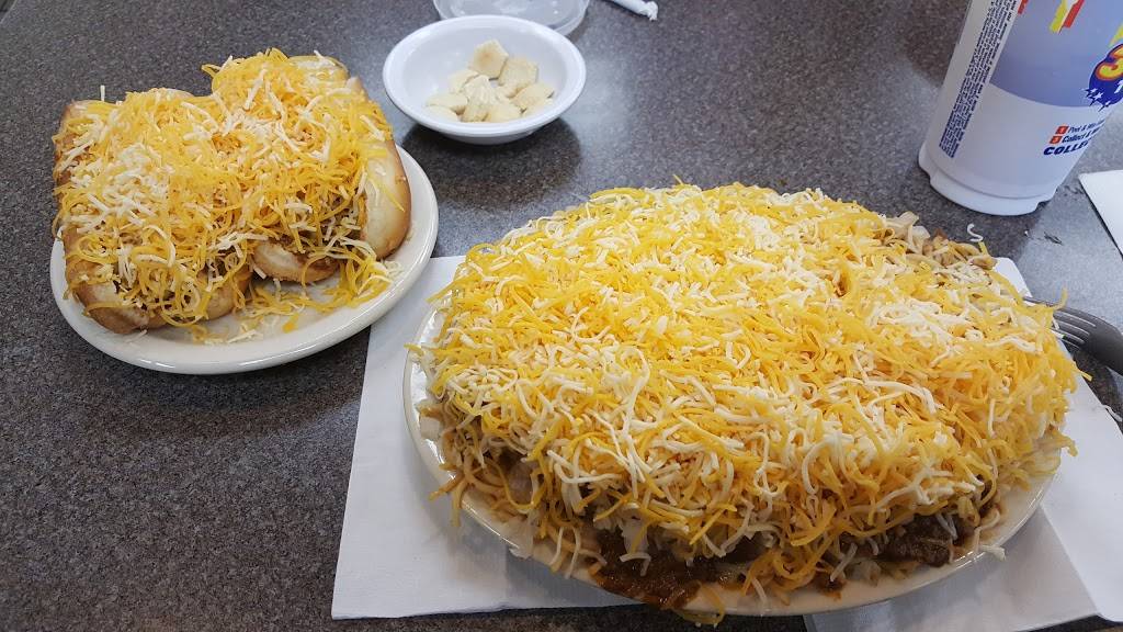 Skyline Chili | restaurant | 8386 Princeton Glendale Rd, West Chester Township, OH 45069, USA | 5138744211 OR +1 513-874-4211