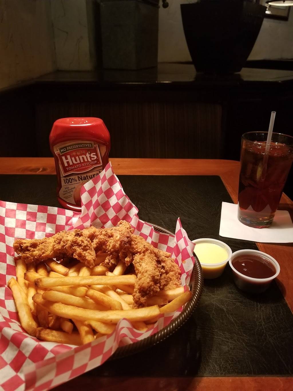 Belle Isle Restaurant & Brewery | restaurant | 1900 Northwest Expy # 44R, Oklahoma City, OK 73118, USA | 4058401911 OR +1 405-840-1911