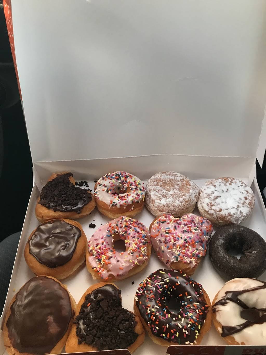 Dunkin | bakery | 1801 W Oakland Park Blvd, Oakland Park, FL 33311, USA | 9544857075 OR +1 954-485-7075