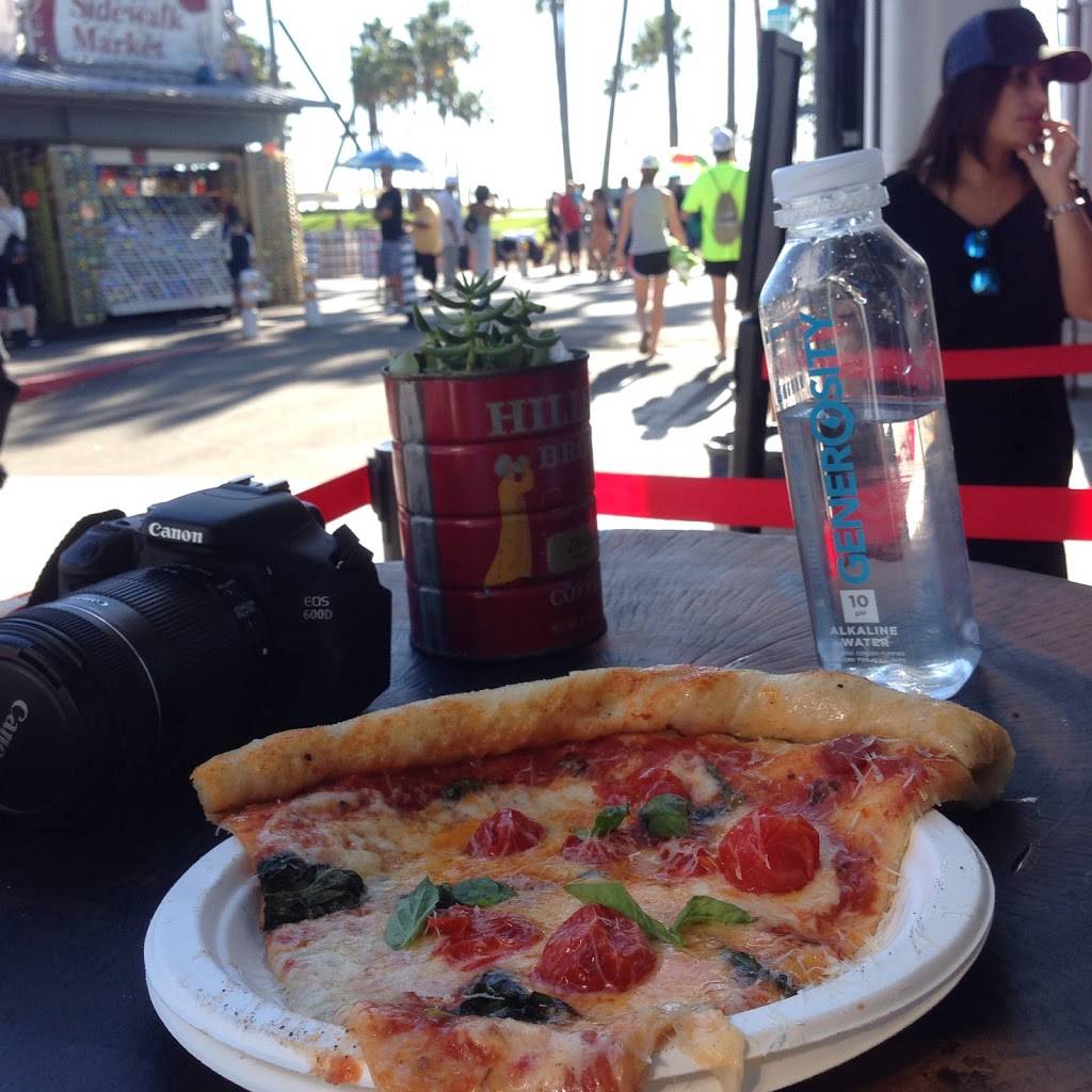 Big Daddys Pizza | restaurant | 1425 Ocean Front Walk, Venice, CA 90291, USA | 4247448537 OR +1 424-744-8537