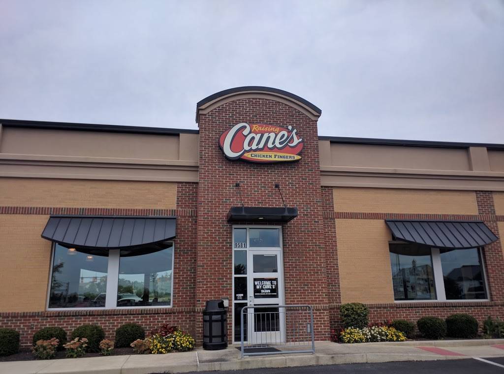 Raising Canes Chicken Fingers | meal takeaway | 9581 Sawmill Pkwy, Powell, OH 43065, USA | 6143894968 OR +1 614-389-4968