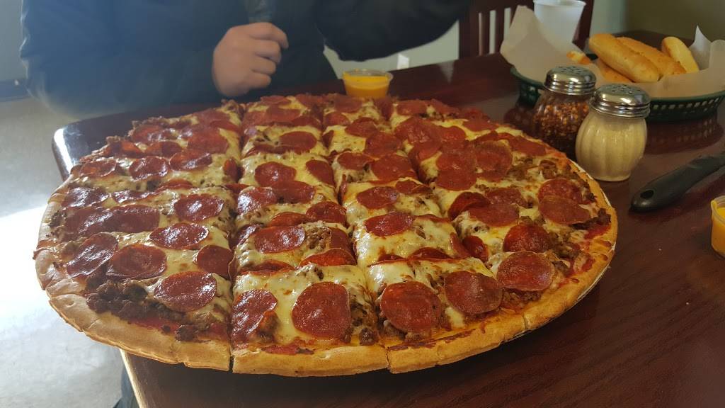 Eddies Lakeview Pizza | restaurant | 382 E Lakeview Dr, Nineveh, IN 46164, USA | 3179333454 OR +1 317-933-3454