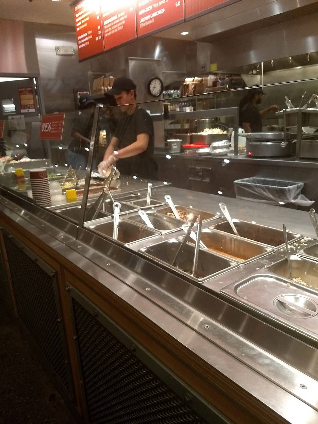 Chipotle Mexican Grill | restaurant | 60 Newport Ave, Quincy, MA 02171, USA | 6173280413 OR +1 617-328-0413