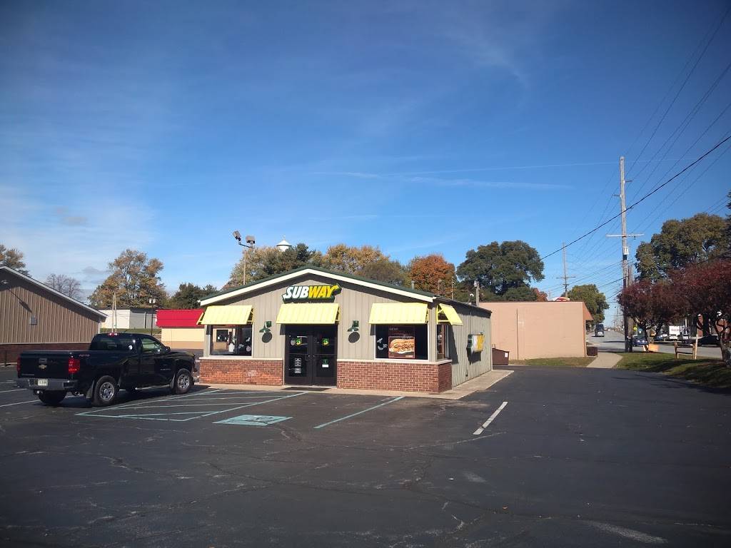 Subway Restaurants | restaurant | 156 S Flynn Rd, Westville, IN 46391, USA | 2197852023 OR +1 219-785-2023