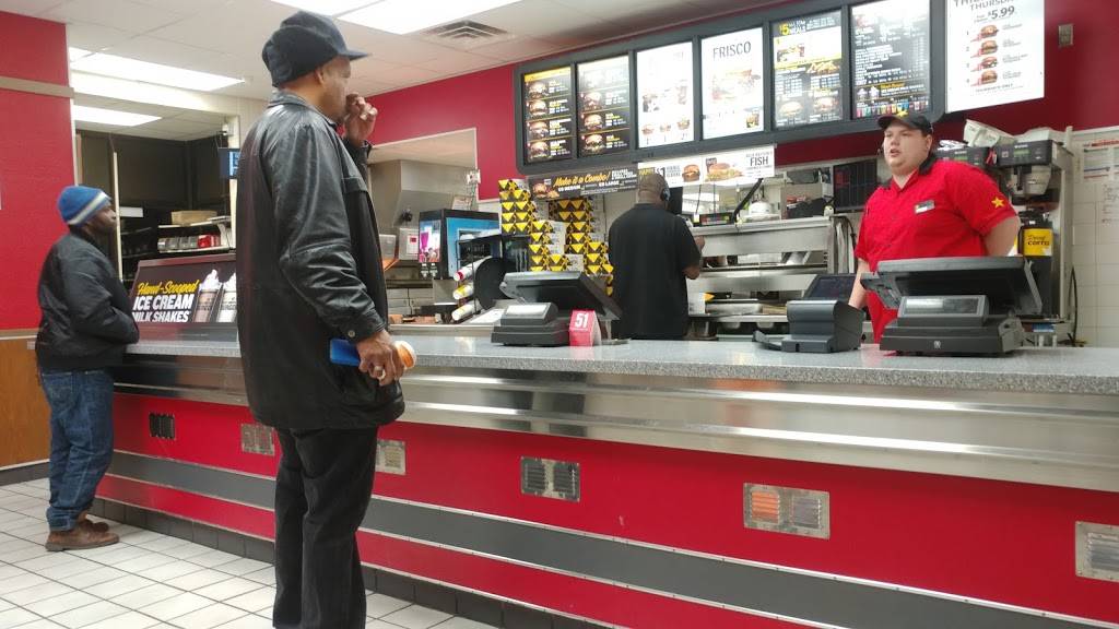 Hardees | restaurant | 3311 Parmenter St, Middleton, WI 53562, USA | 6088316649 OR +1 608-831-6649