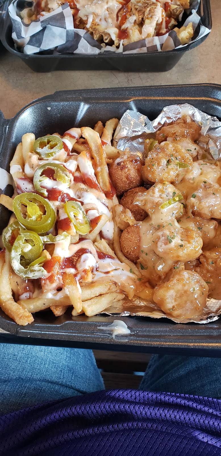 Southern Chicks Cafe & Daiquiris | restaurant | 1630 Hospital Rd, New Roads, LA 70760, USA | 2256185683 OR +1 225-618-5683