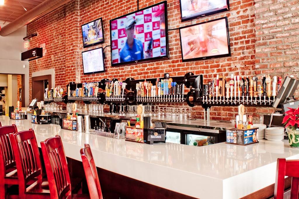 Slaters 50/50 | restaurant | 61 N Raymond Ave, Pasadena, CA 91103, USA | 6267659700 OR +1 626-765-9700