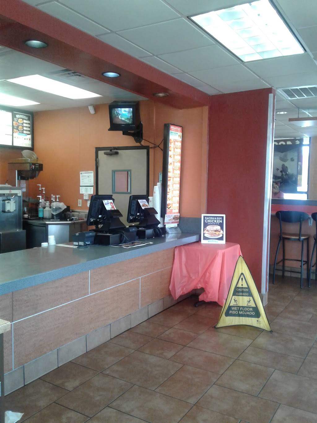 Jack in the Box | restaurant | 814 E Rundberg Ln, Austin, TX 78753, USA | 5128371232 OR +1 512-837-1232