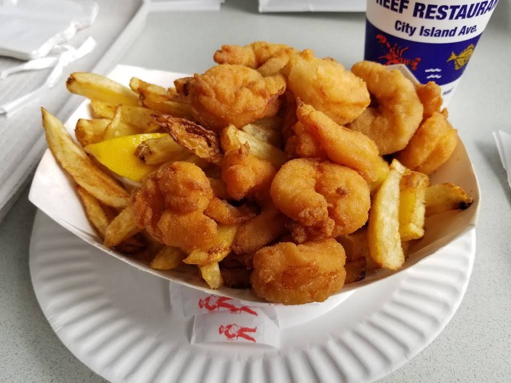 Johnnys Reef | restaurant | 2 City Island Ave, Bronx, NY 10464, USA | 7188852086 OR +1 718-885-2086