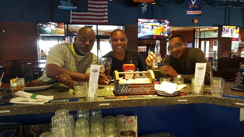 Kickback Jack’s | restaurant | 9318 W Broad St, Richmond, VA 23294, USA | 8049656902 OR +1 804-965-6902