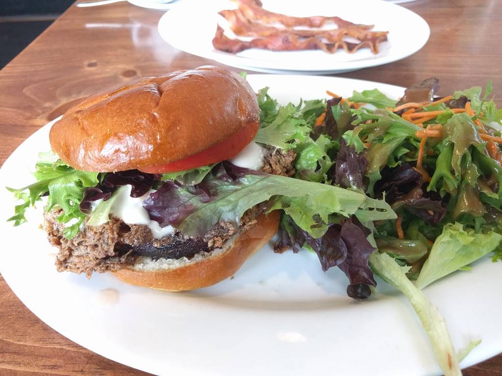 The Popover Bistro & Bakery | restaurant | 928 Hopmeadow St, Simsbury, CT 06070, USA | 8604132392 OR +1 860-413-2392