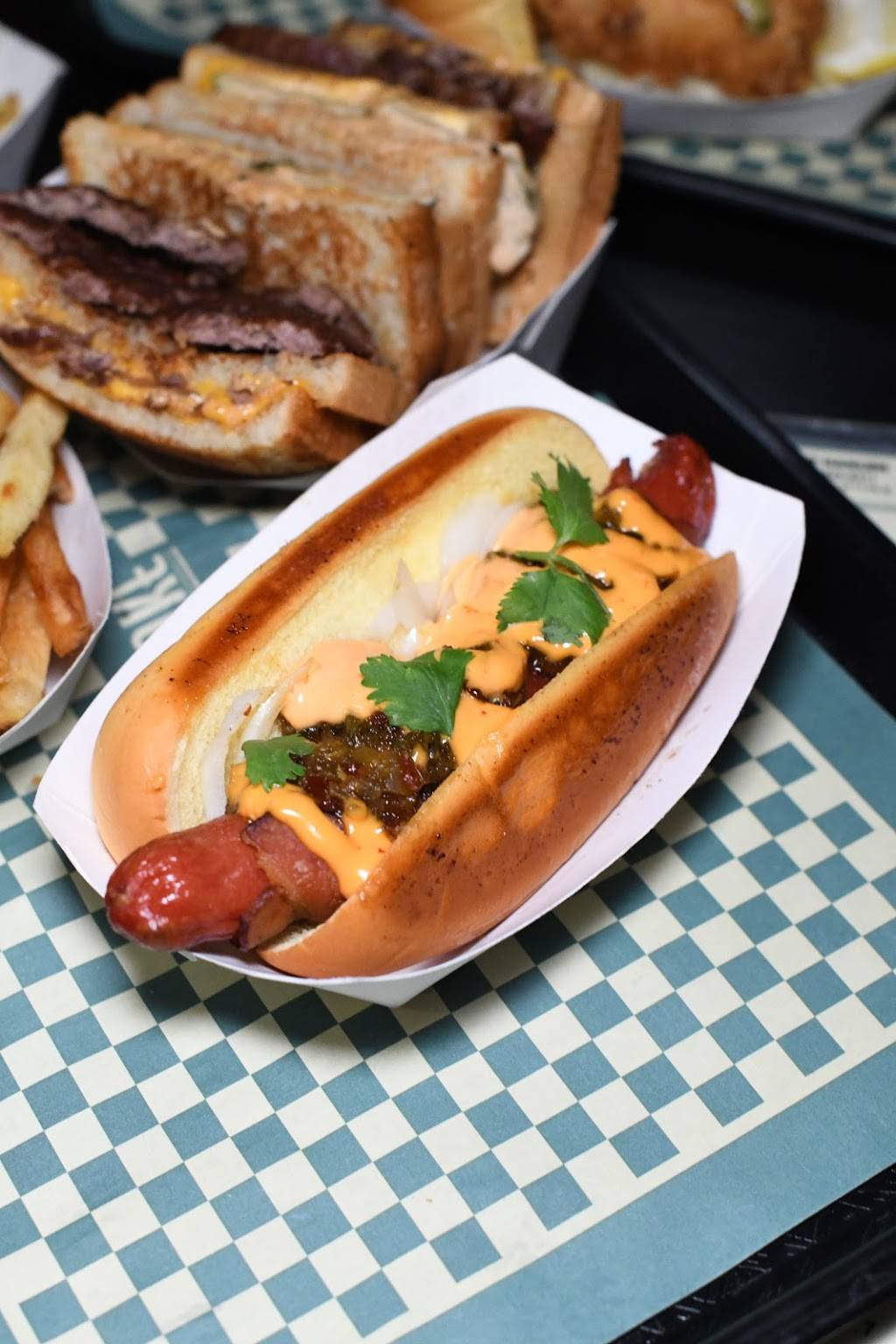 Harlem Shake | restaurant | 100 W 124th St, New York, NY 10027, USA | 2122228300 OR +1 212-222-8300