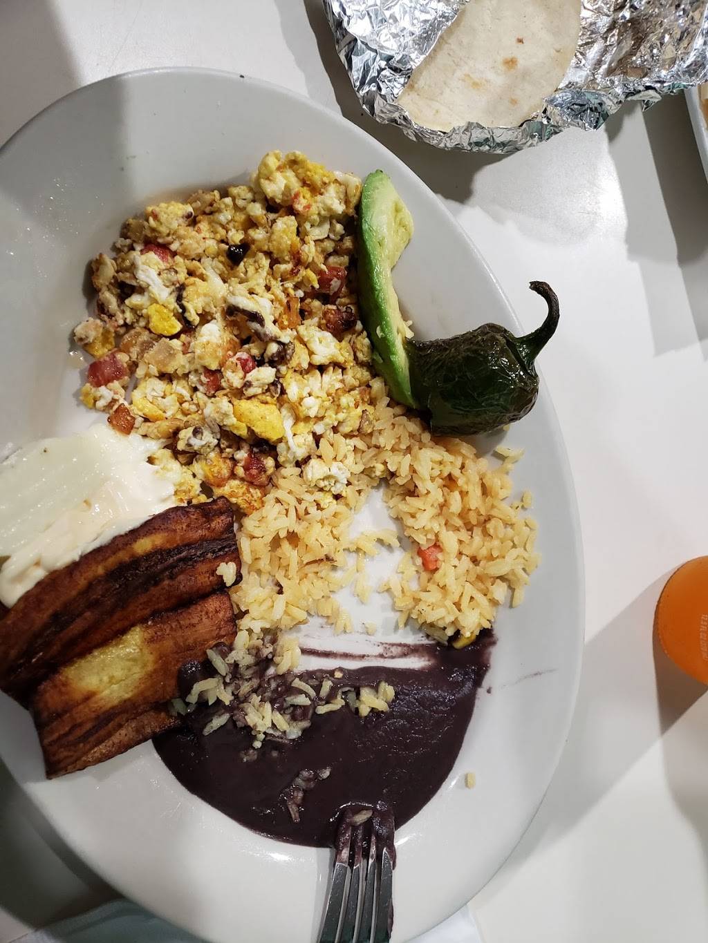 Variedades El Quetzal | restaurant | 3935 Gallatin Pike, Nashville, TN 37216, USA | 6157100843 OR +1 615-710-0843