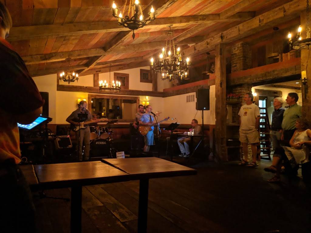 Little Pub | meal takeaway | 531 E Putnam Ave, Cos Cob, CT 06807, USA | 2037171147 OR +1 203-717-1147