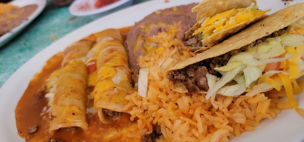 Rangels Restaurant | restaurant | 515 4th St, Sterling City, TX 76951, USA | 3253781024 OR +1 325-378-1024