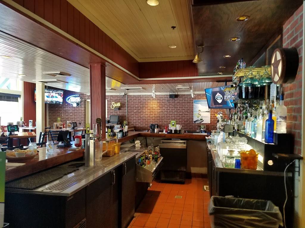 Chilis Grill & Bar | meal takeaway | 2029 Arden Way, Sacramento, CA 95825, USA | 9169052480 OR +1 916-905-2480