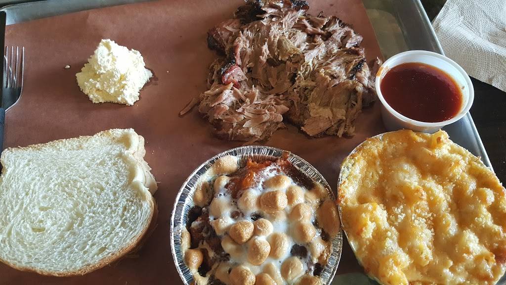 Fire-N-Smoke Wood Fired Kitchen | restaurant | 914 Edwardsville Rd, Troy, IL 62294, USA | 6185050815 OR +1 618-505-0815