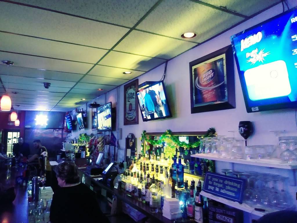 Kennys Tavern | restaurant | 4227 Fulton Rd, Cleveland, OH 44144, USA | 2163980533 OR +1 216-398-0533