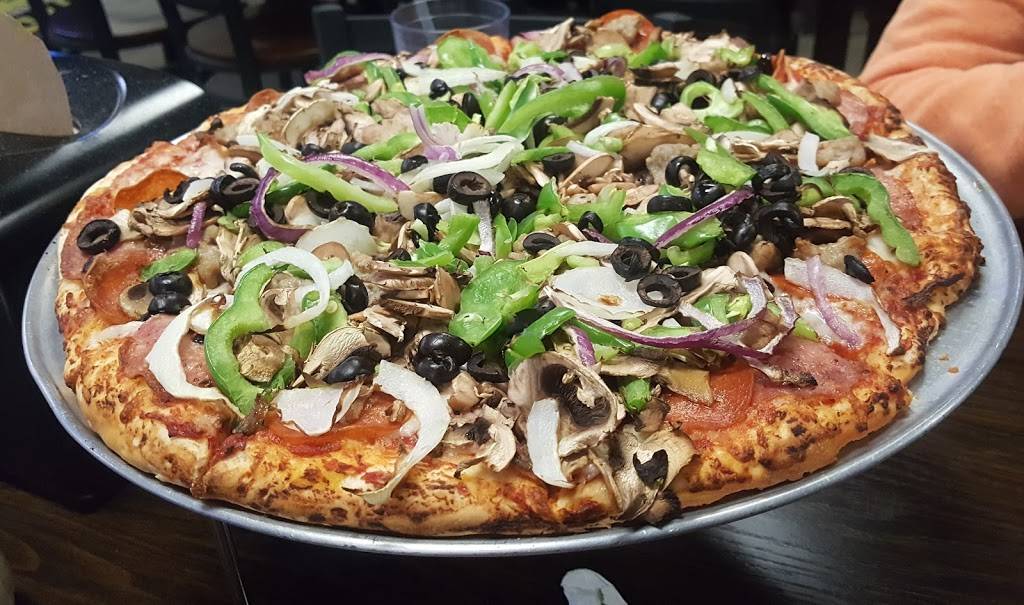 Ricos Pizza | restaurant | 2160 E Pacheco Blvd, Los Banos, CA 93635, USA | 2098291100 OR +1 209-829-1100