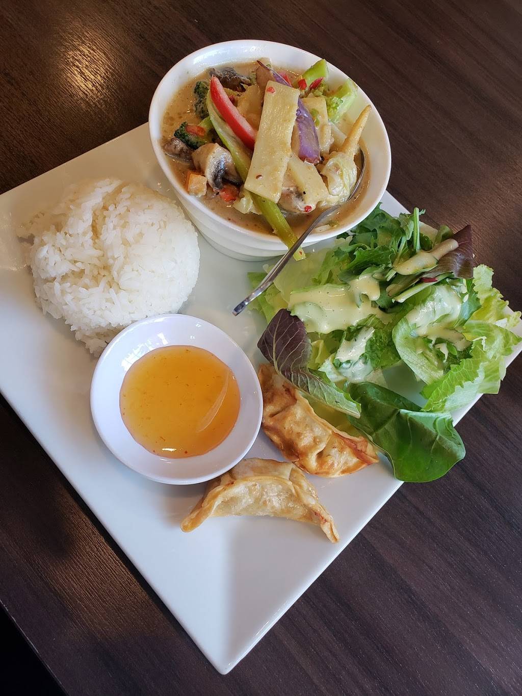 SUVARNABHUMI THAI RESTAURANT TUSTIN,CALIFORNIA | restaurant | 13572 Newport Ave, Tustin, CA 92780, USA | 7142040654 OR +1 714-204-0654