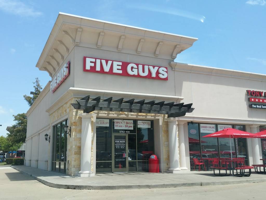 Five Guys | meal takeaway | 9762 Katy Fwy, Houston, TX 77055, USA | 7134684280 OR +1 713-468-4280