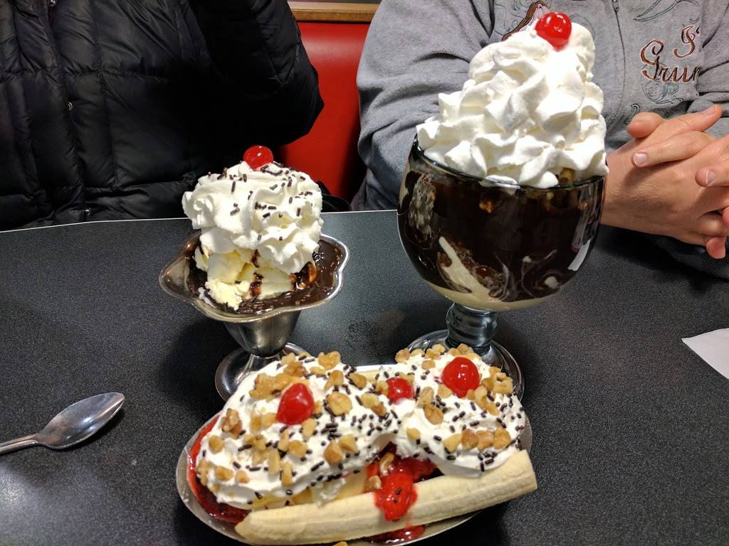 Friendlys | restaurant | 350 Dove Run Centre Dr, Middletown, DE 19709, USA | 3023765811 OR +1 302-376-5811