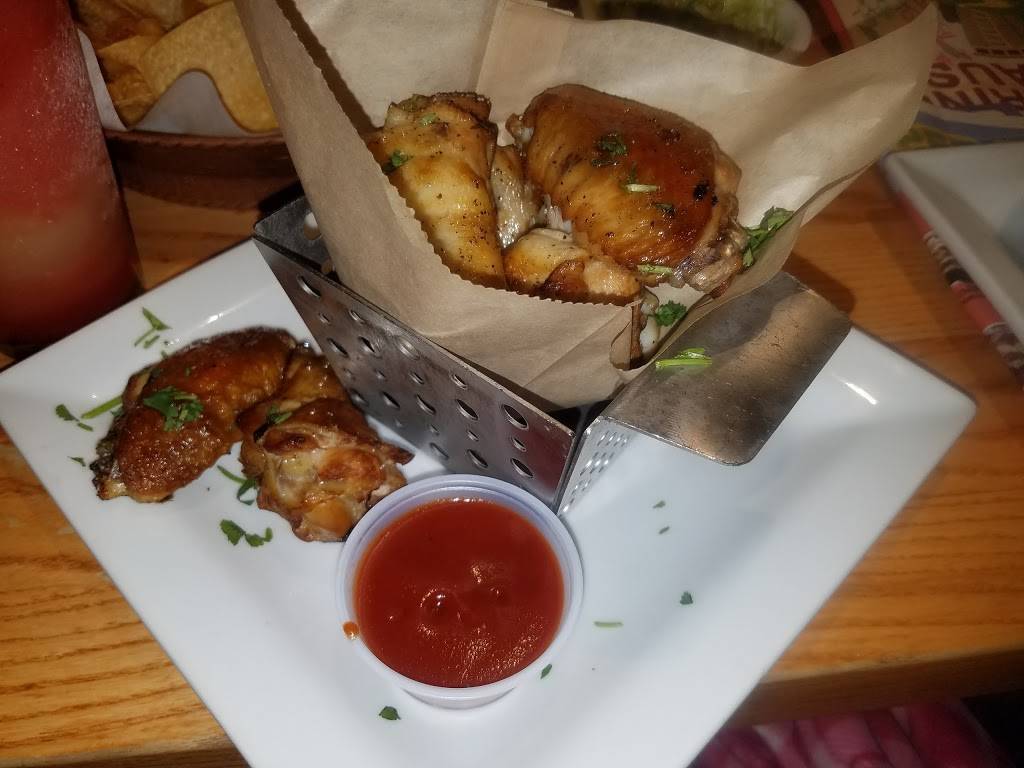 Chilis Grill & Bar | restaurant | 1640 W Valencia Rd, Tucson, AZ 85746, USA | 5205731809 OR +1 520-573-1809