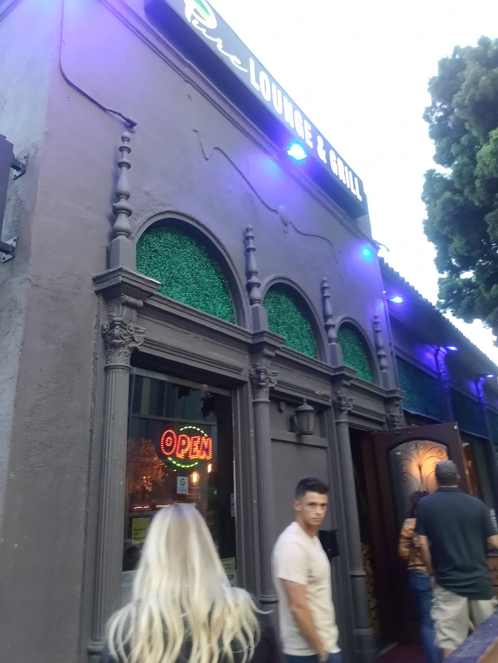 PURE LOUNGE & GRILL | night club | 801 C St, San Diego, CA 92101, USA | 6195429366 OR +1 619-542-9366