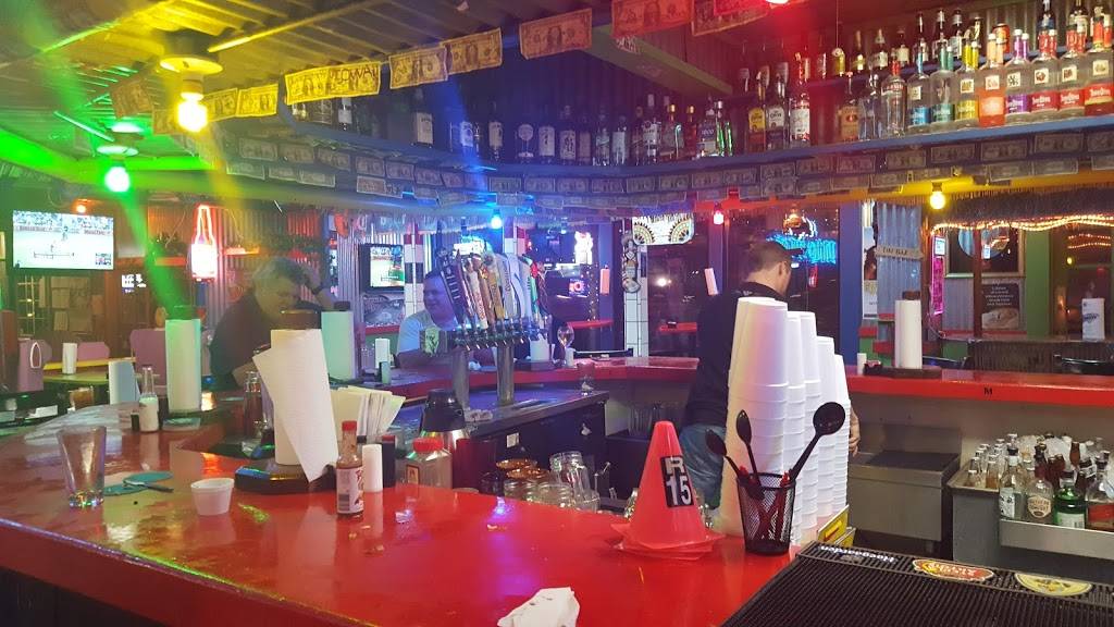 CCs Mesquite Broiler | restaurant | 12235 N Cave Creek Rd, Phoenix, AZ 85022, USA | 6029230142 OR +1 602-923-0142