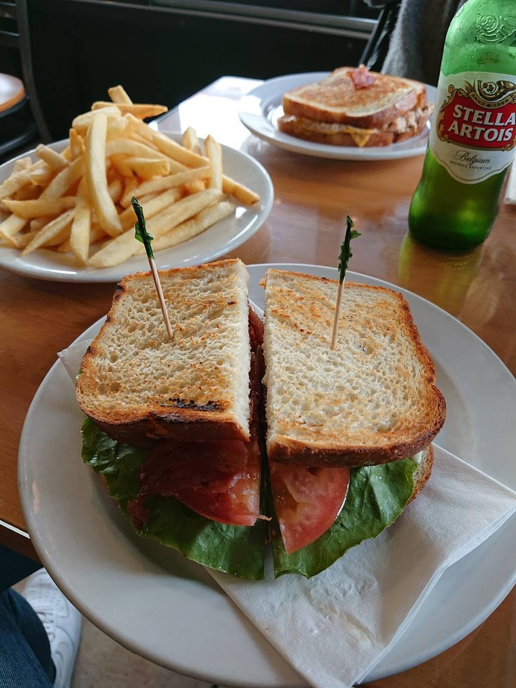 Moonlight Cafe | restaurant | 634 Cortland Ave, San Francisco, CA 94110, USA | 4156476448 OR +1 415-647-6448