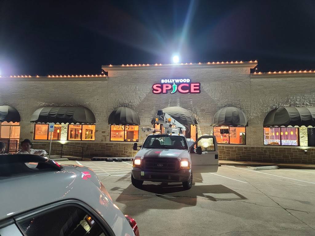 Bollywood Spice | restaurant | 310 E Main St, Richardson, TX 75081, USA | 9728509412 OR +1 972-850-9412