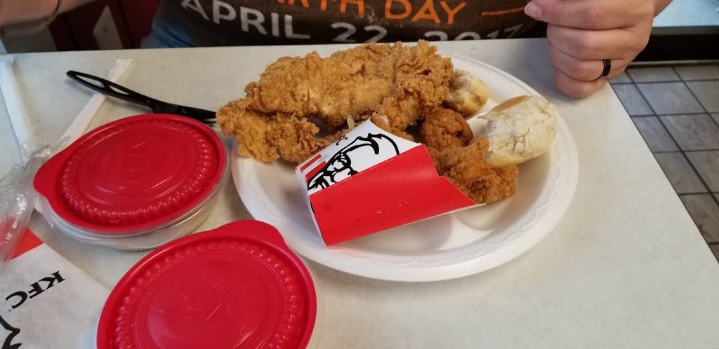 KFC | restaurant | 7125 Minstrel Way, Columbia, MD 21045, USA | 4102909083 OR +1 410-290-9083