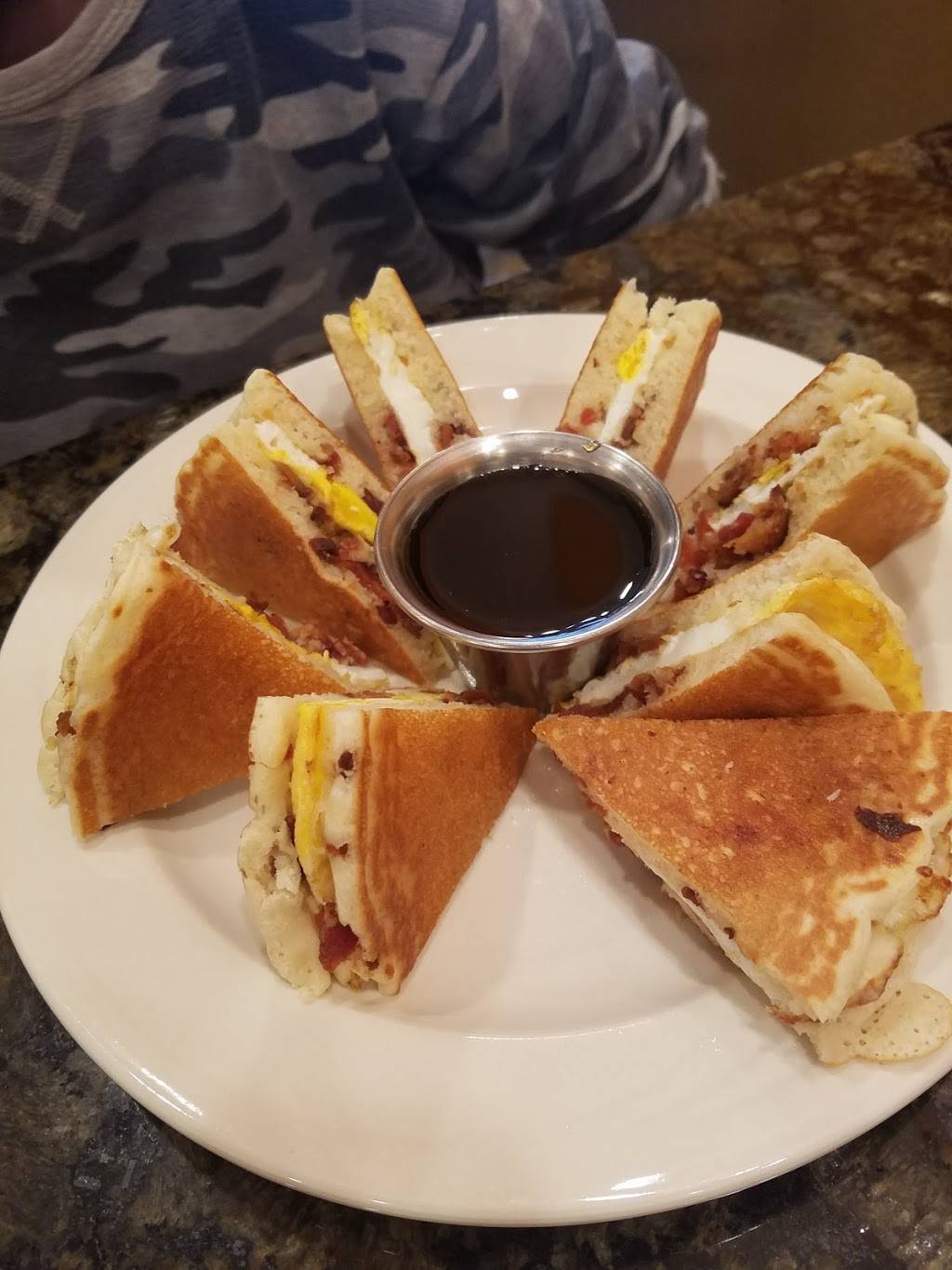 The Wooden Spoon | cafe | 4671 Indian Creek Pkwy, Overland Park, KS 66207, USA | 9135441125 OR +1 913-544-1125