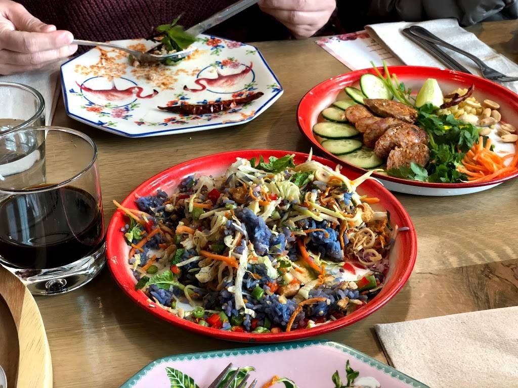 Farmhouse Kitchen Thai Cuisine | restaurant | 336 Water St, Oakland, CA 94607, USA | 5104190541 OR +1 510-419-0541