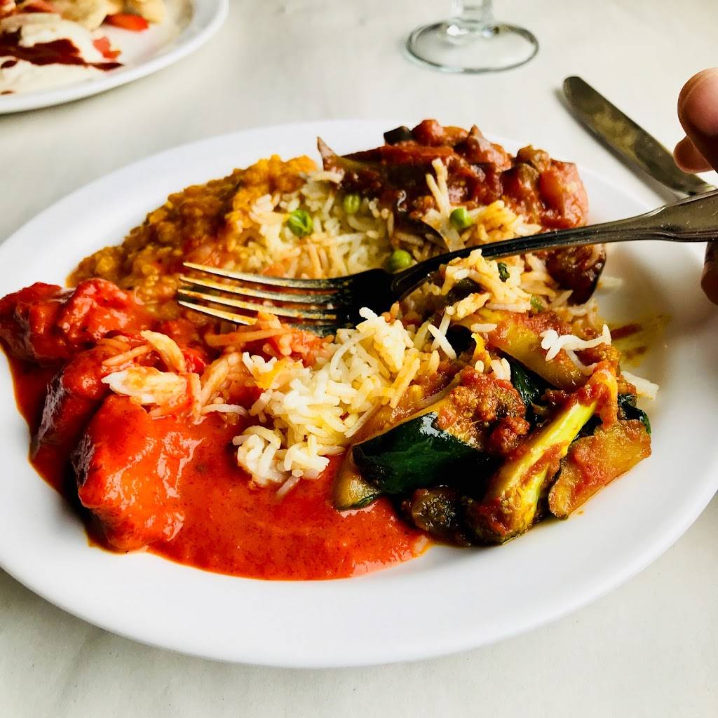 Shehnai Restaurant | restaurant | 447 Main St W, Hamilton, ON L8P 1K5, Canada | 9055770002 OR +1 905-577-0002