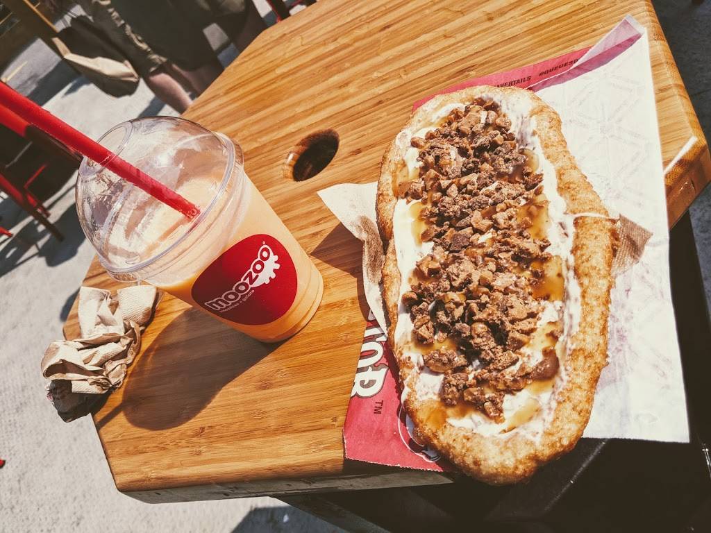 BeaverTails | restaurant | 8555 Campeau Dr, Ottawa, ON K2T 0K5, Canada | 6134350850 OR +1 613-435-0850