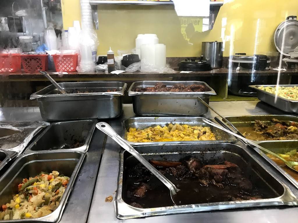 Golden Krust | restaurant | 1848 E New York Ave, Brooklyn, NY 11207, USA | 7189227520 OR +1 718-922-7520