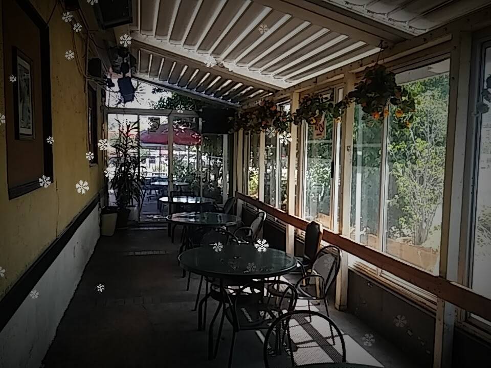 Universal Bar & Grill | restaurant | 4093 Lankershim Blvd, North Hollywood, CA 91602, USA | 8187662114 OR +1 818-766-2114